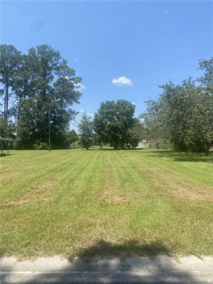 10 LAKEVIEW DR, WAYCROSS, GA 31503 - Image 1